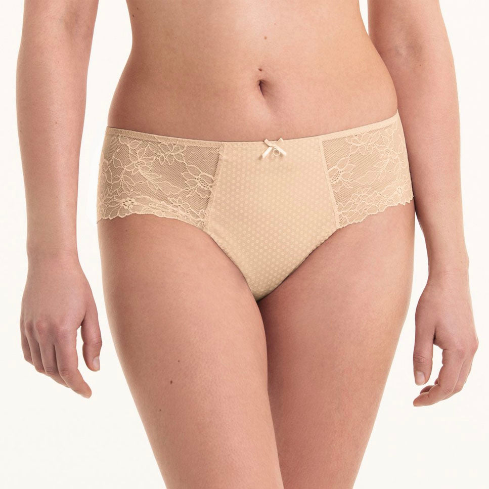 Rose Eloise Shorty Size